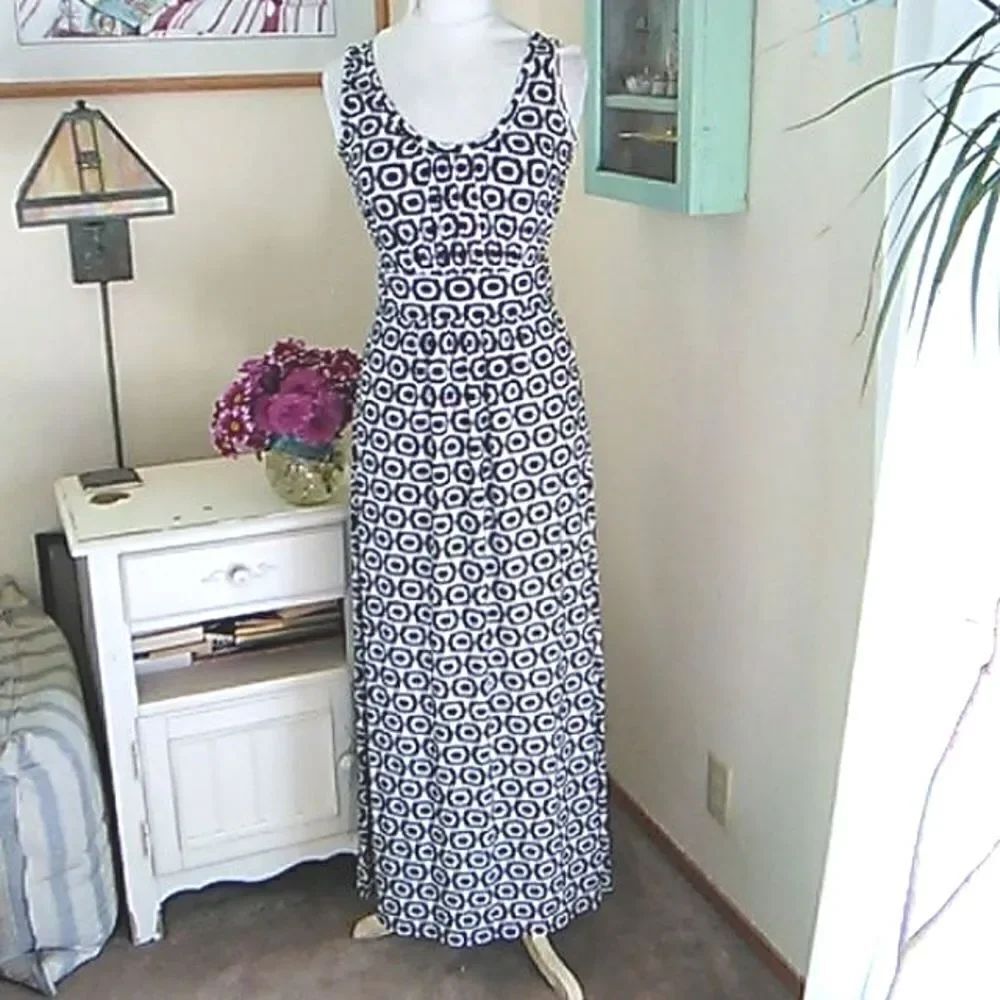 Ann Taylor Maxi Dress